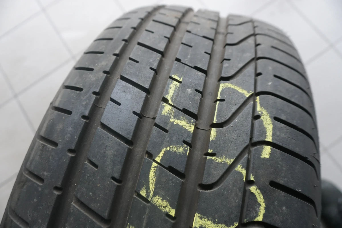 1 X 265 45 ZR20 R20 108Y Pneu été Pirelli P Zero PZero MO 2013 7mm Vue détaillée 2