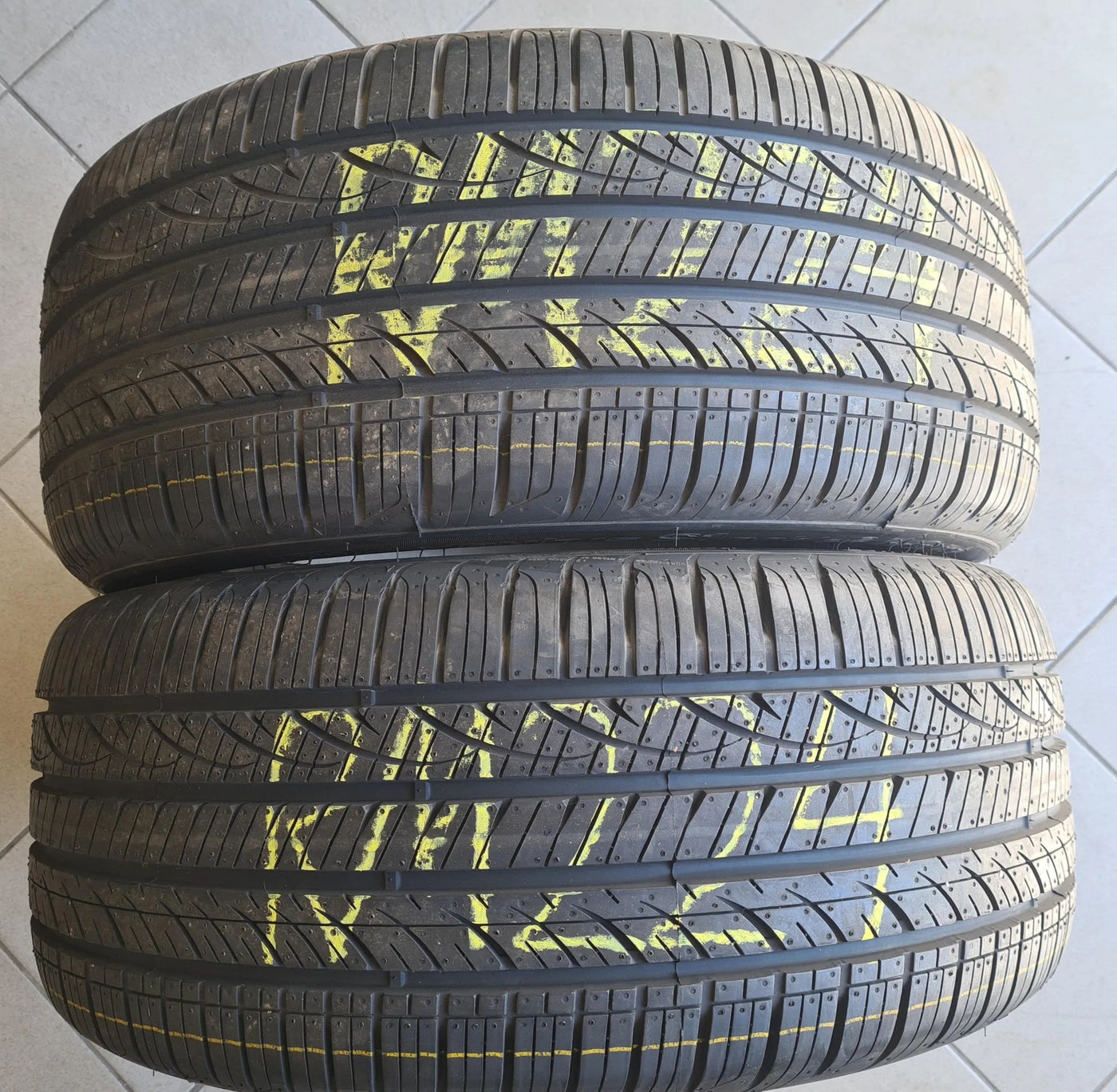 245 45 R18 100H Sommerreifen Hankook Ventus S1 noble 2 MOE * RunFlat 8mm 2022