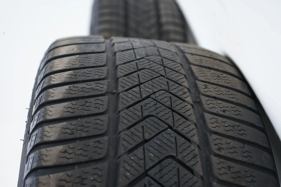 Ruote invernali BMW Serie 3 4 G20 G21, pneumatici invernali da 18 pollici 796M 6885305