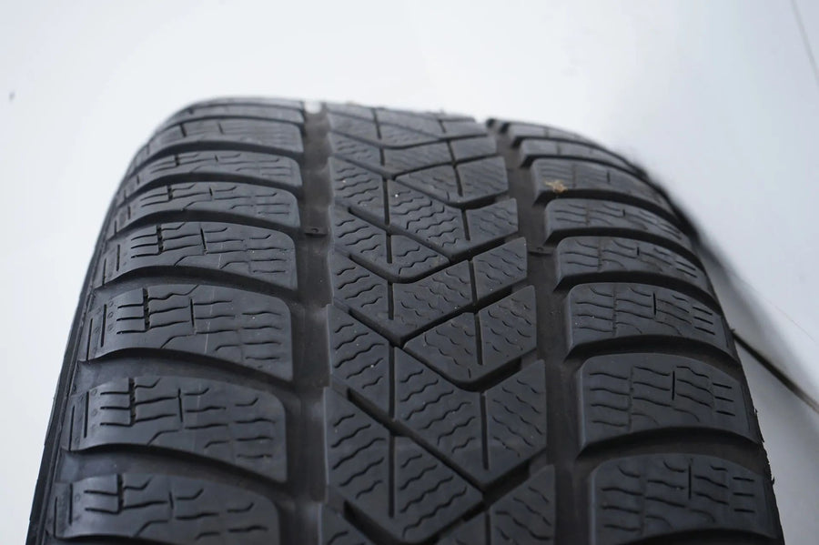 Mercedes C-Class W206 winter tires/wheels 225/45/18 inch