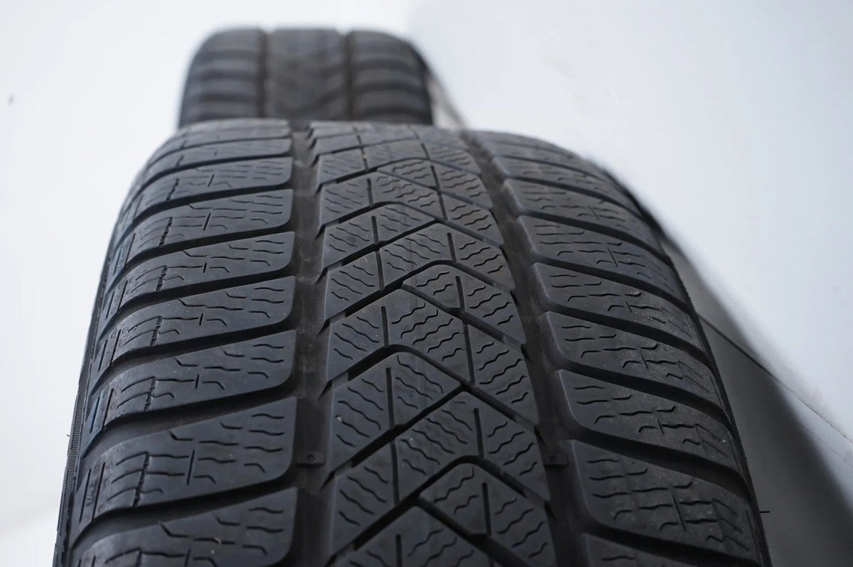 Mercedes C-Class W206 winter tires/wheels 225/45/18 inch Detailansicht 17