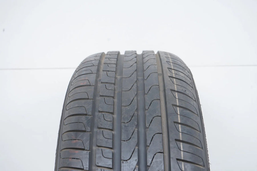 1x DEMO summer tire Pirelli 225 40 18 inch DOT16 BMW* RFT