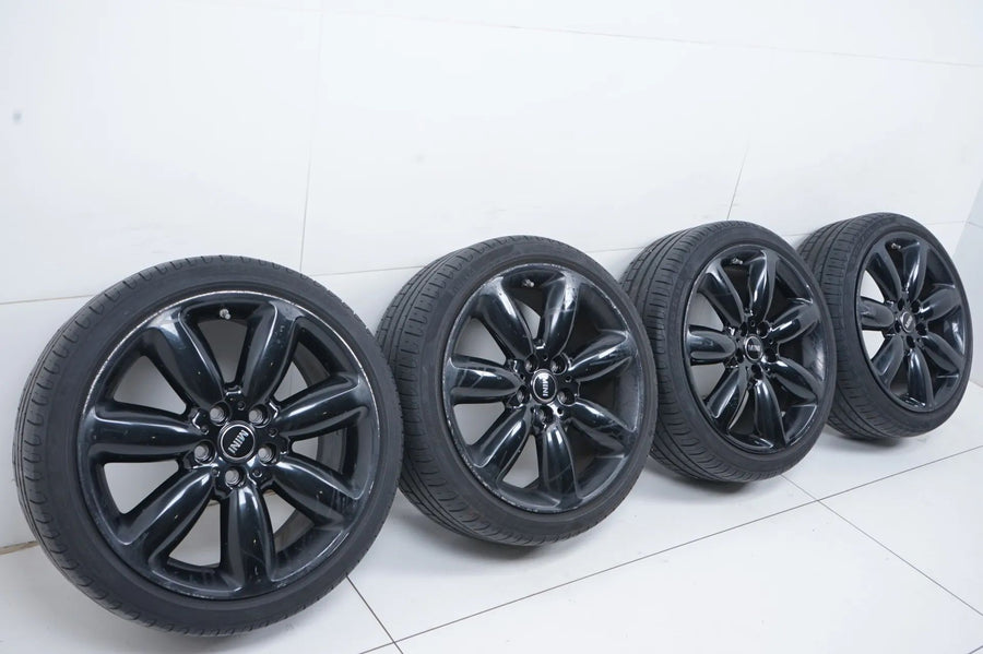 Pneus été MINI Clubman F54, jantes été 225/40/18 pouces