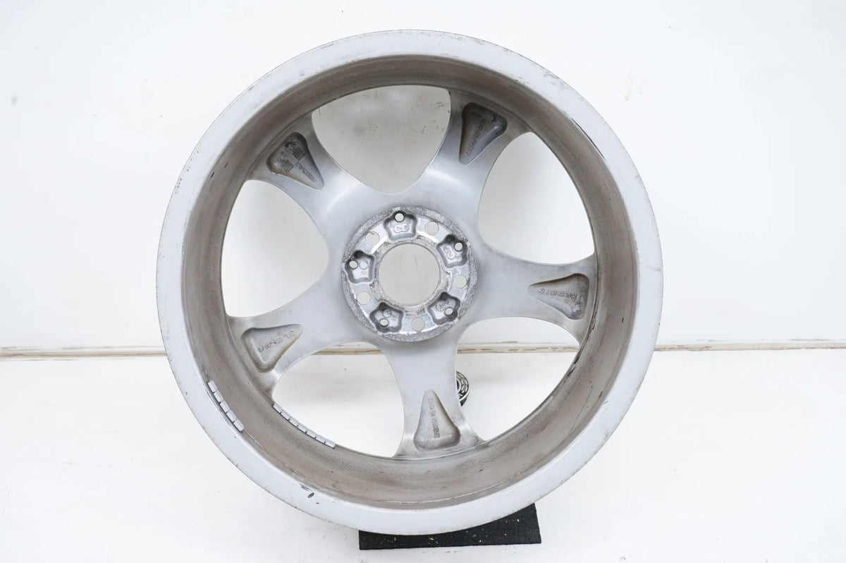 1 x hliníkový disk Mercedes třídy E Coupé W207 18 palců A2074012802 8,5J Detailní zobrazení 9