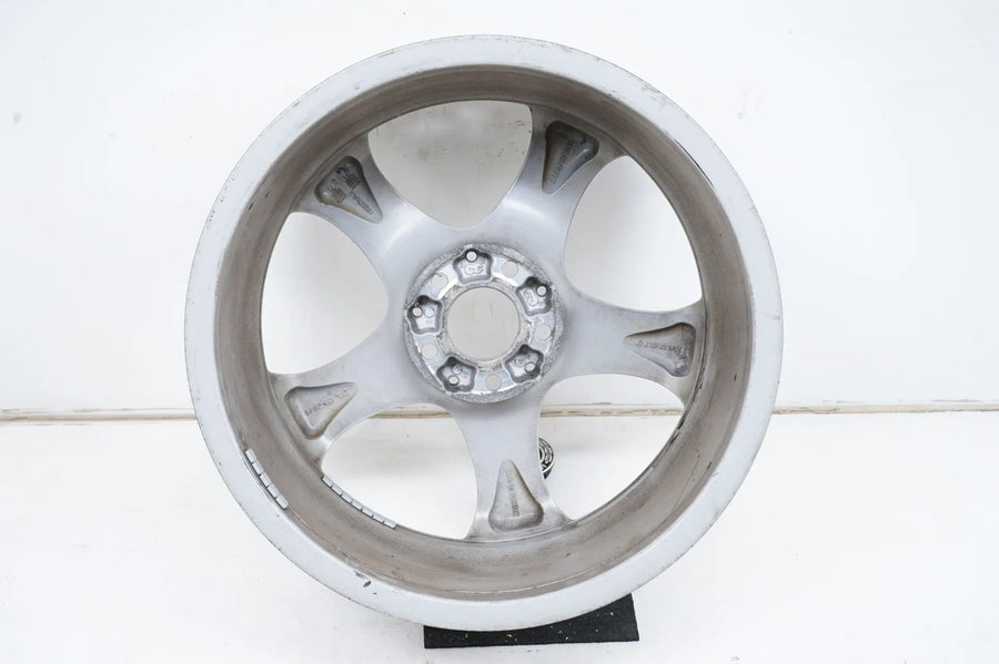 1 x hliníkový disk Mercedes třídy E Coupé W207 18 palců A2074012802 8,5J