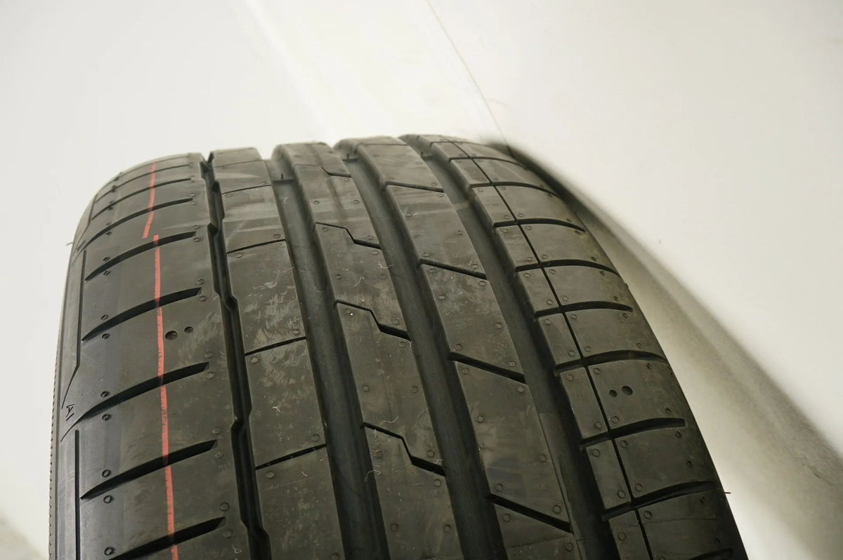 New BMW Z4 G29 summer wheels, summer tires, 17 inch Detailansicht 12