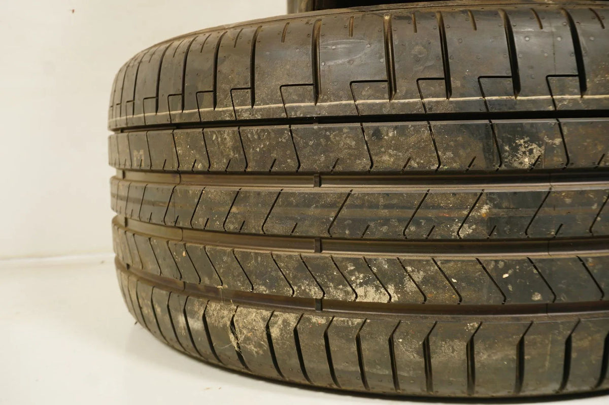 2x New Demo Summer Tires 285 40 19 inch Pirelli P Zero DOT20 MO Detail view 6