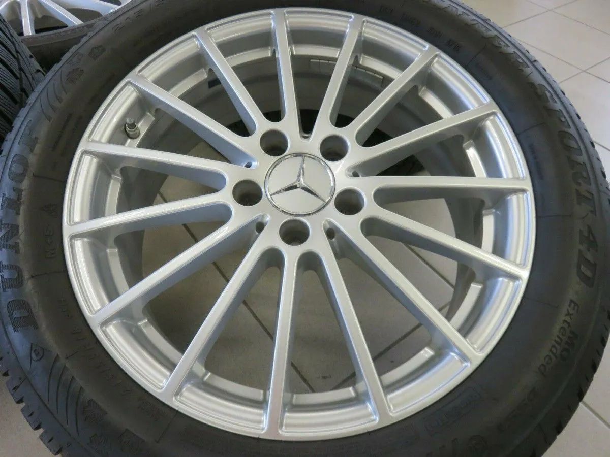 Original Mercedes GLA X156 W156 18 Zoll Alufelgen Winterreifen Winterräder 7mm Detailansicht 4