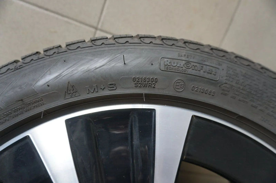 Jantes alliage d'origine Mercedes Classe E W213 Roues d'hiver Pneus d'hiver 245 45 R18