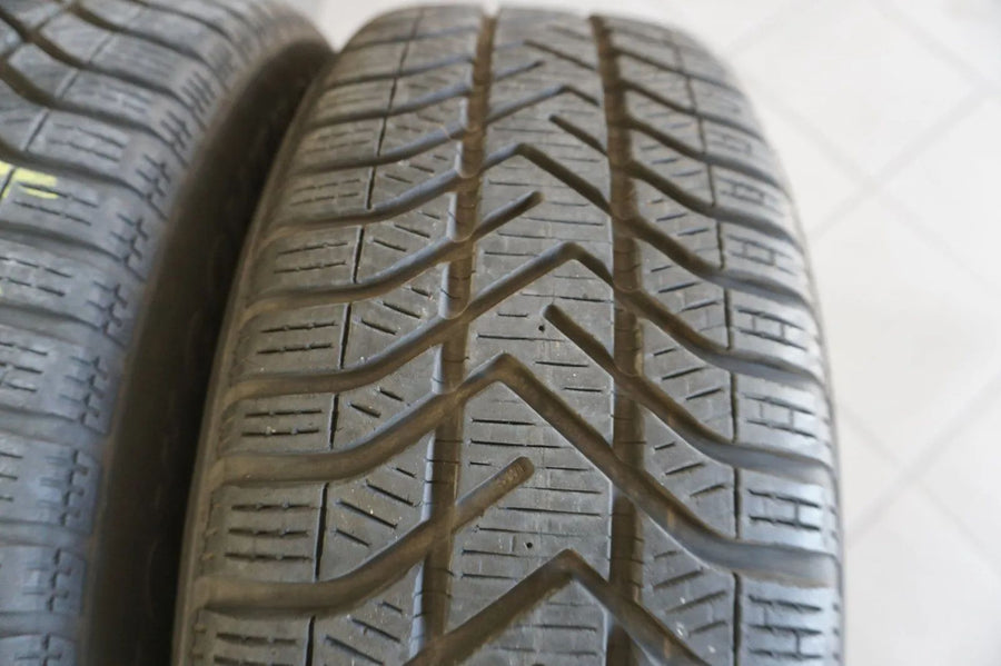 Jantes alu d'origine BMW Série 1 F40 Série 2, roues hiver, pneus hiver 6mm