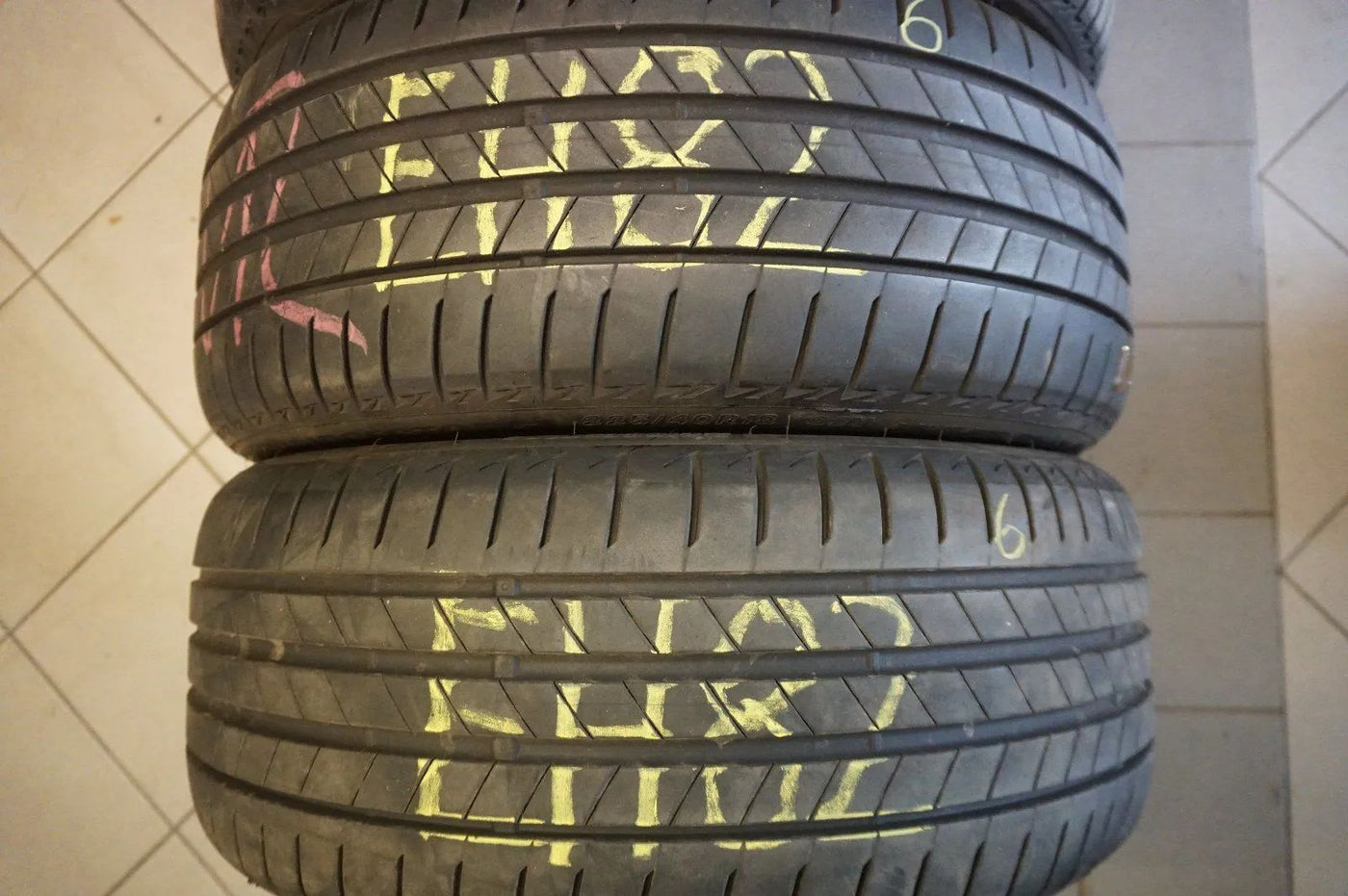 2 X 225 40 R18 92Y Pneus été Bridgestone Turanza T005 * 6mm 2021