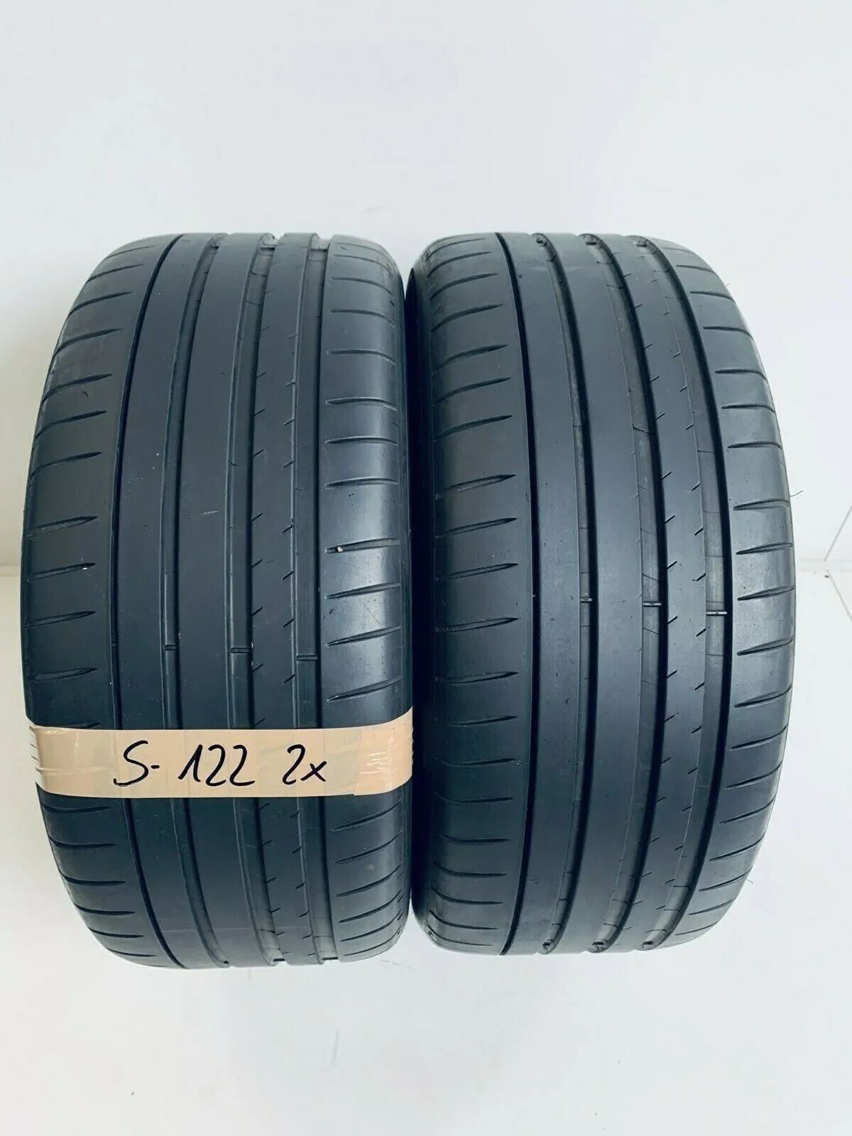 2 X 265 45 R19 ZR19 105Y Pneus été Michelin Pilot Sport 4 NO 5,7mm 2016 Vue détaillée 2
