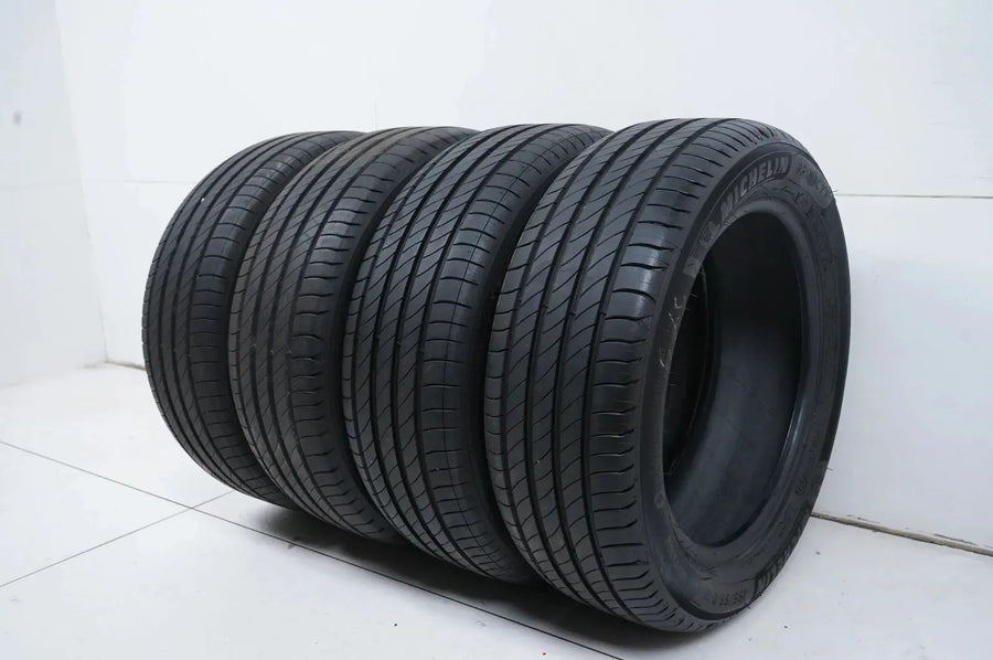 4 x pneus été Michelin Primacy 4 195 55 16 pouces DOT23 env.7mm