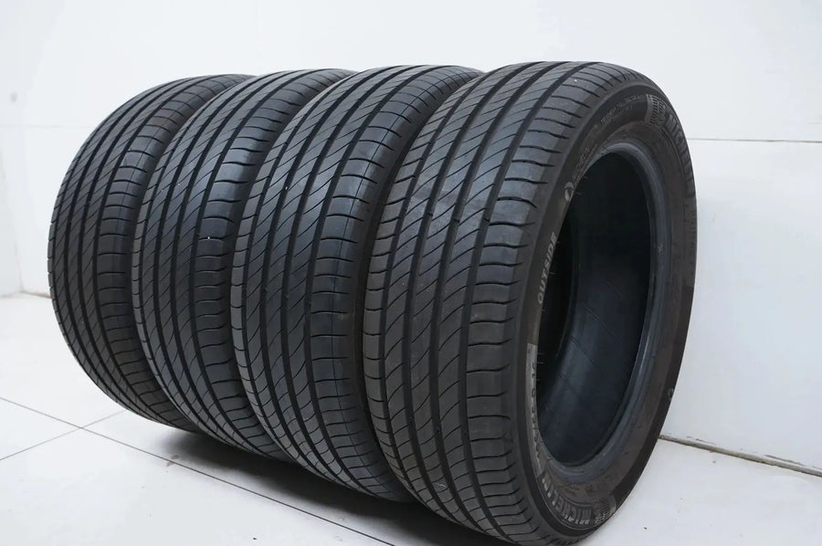 4 x Pneus été Michelin Primacy 4 195 55 16 pouces DOT22 env. 6mm