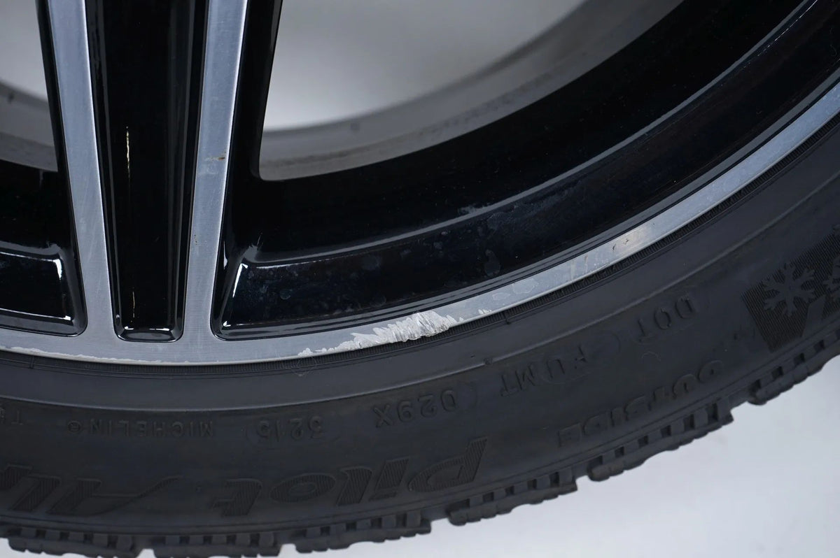 Mercedes Classe C W205 Jantes Hiver AMG Pneus Hiver 18 Pouces Detailansicht 10
