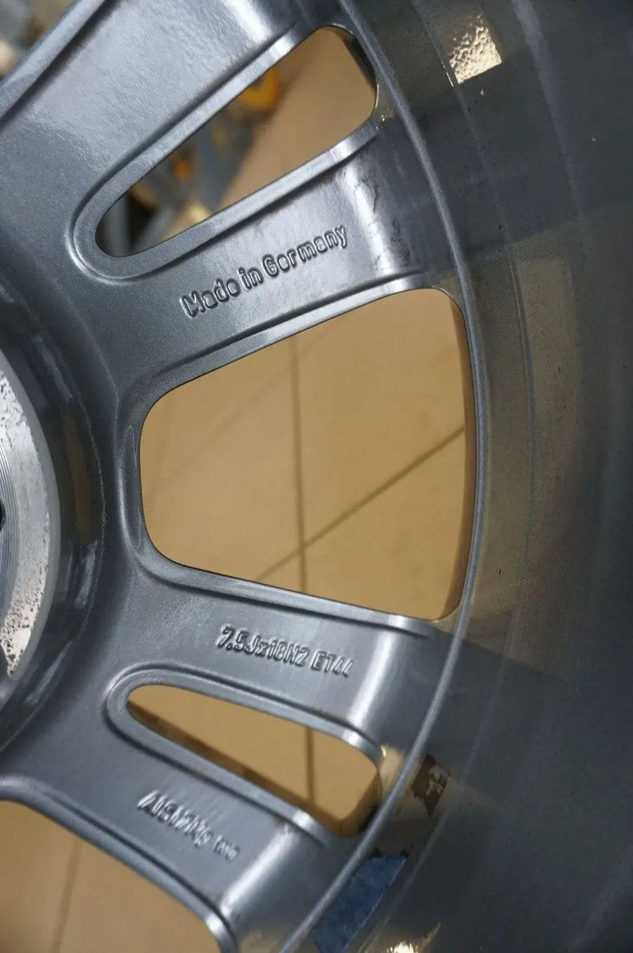 Jantes alu 18 pouces d'origine Mercedes Classe C W205 S205 A2054012802 pneus hiver