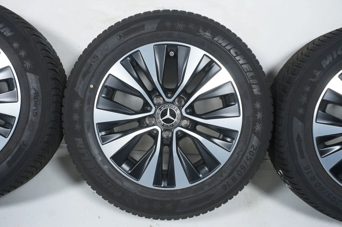 Mercedes A B Klasse W177 B247 Winterreifen Winterräder 16 Zoll Detailansicht 4