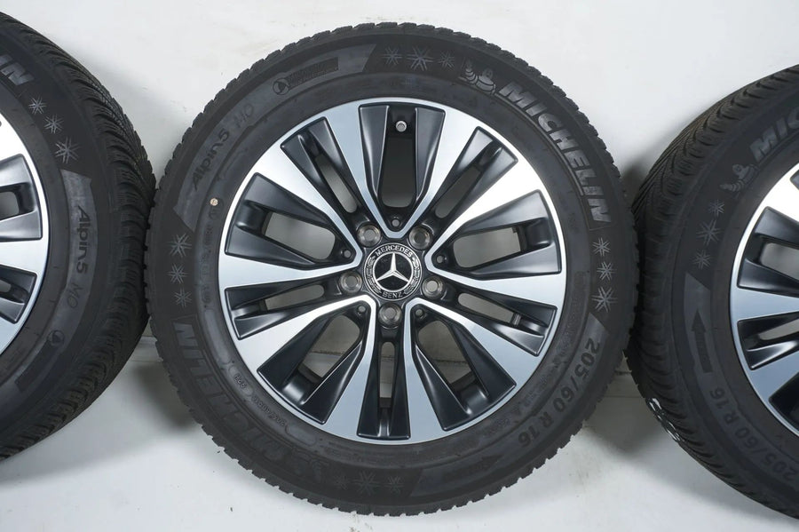 Mercedes A B Klasse W177 B247 Winterreifen Winterräder 16 Zoll