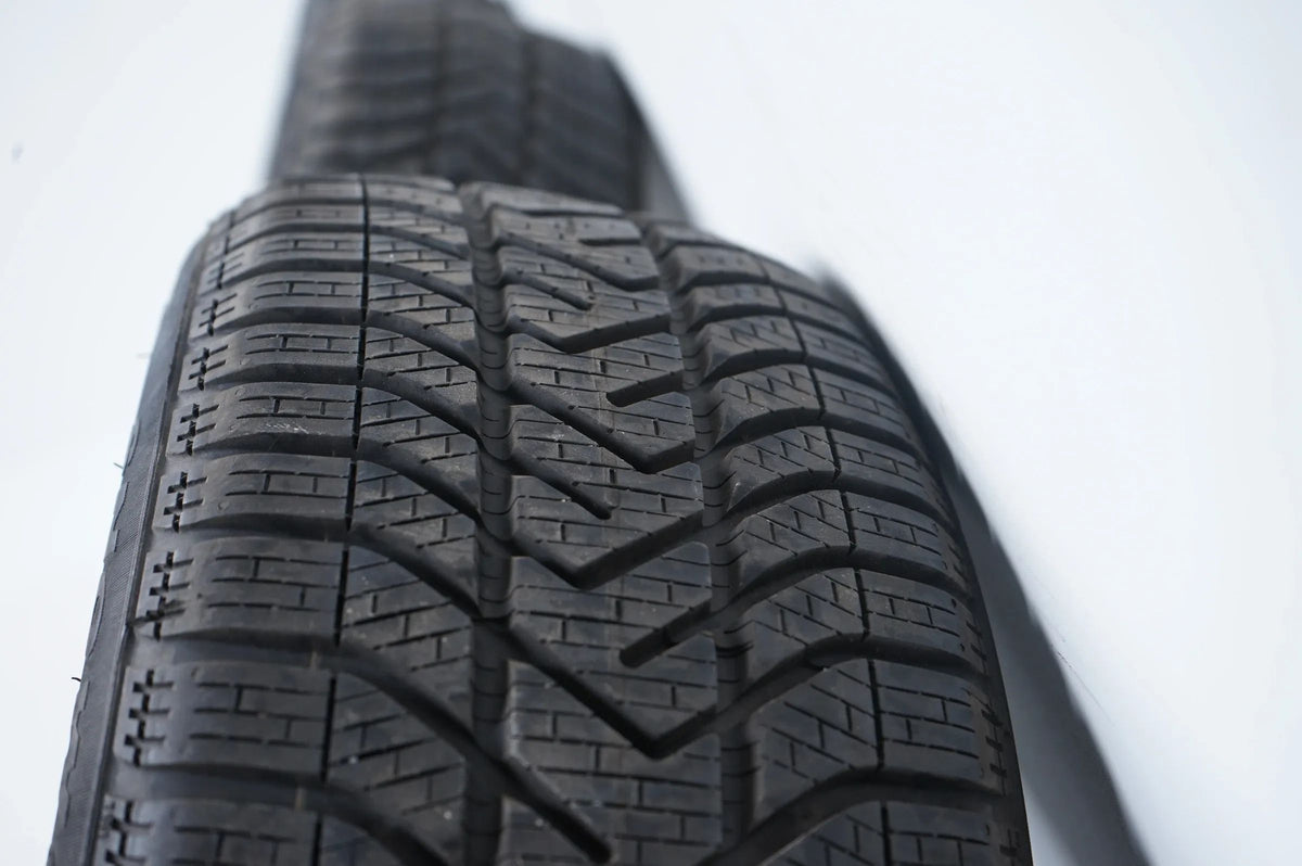BMW 2 Series Active Tourer F45 Winter Tires Winter Wheels 195/55 R17 inch Detail view 9