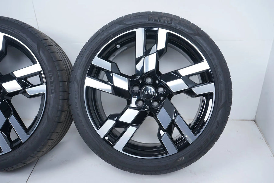 MINI Countryman U25 BMW X1 U11 Summer Wheels 245 40 20 inch