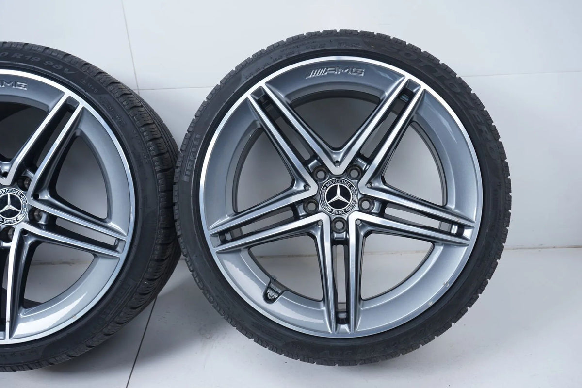 Mercedes C63 kupé AMG W205 zimní pneumatiky zimní kola 19 palců Detailní zobrazení 6