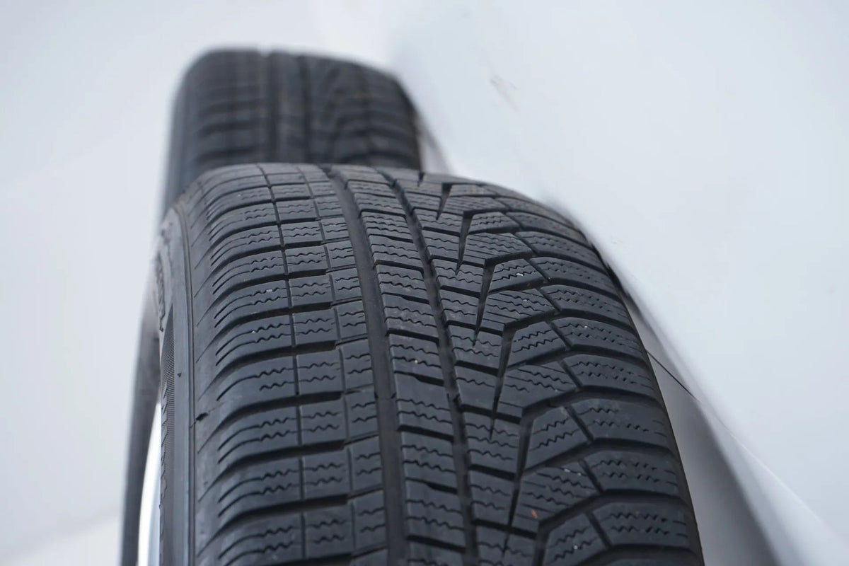 Mercedes třídy A B W177 W247 zimní kola zimní pneumatiky 16 palců Detailní zobrazení 11