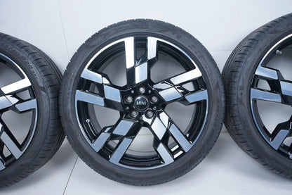 MINI Countryman U25 BMW X1 U11 Summer Wheels 245 40 20 inch