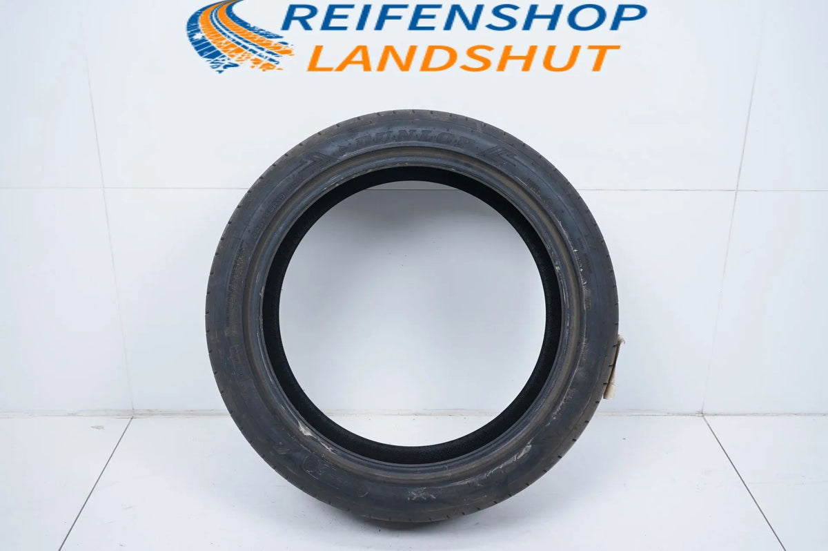 1x Dunlop summer tire 225 45 19 inch DOT17 BMW* approx. 6mm tread depth RFT