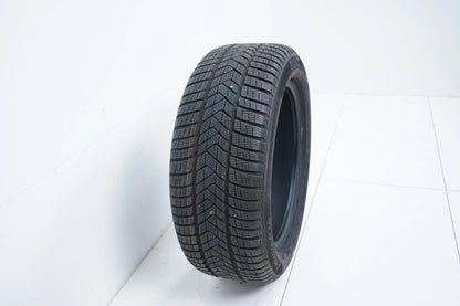 1 x Winterreifen Pirelli 245 50 18 Zoll DOT19 MO ca.8mm RFT