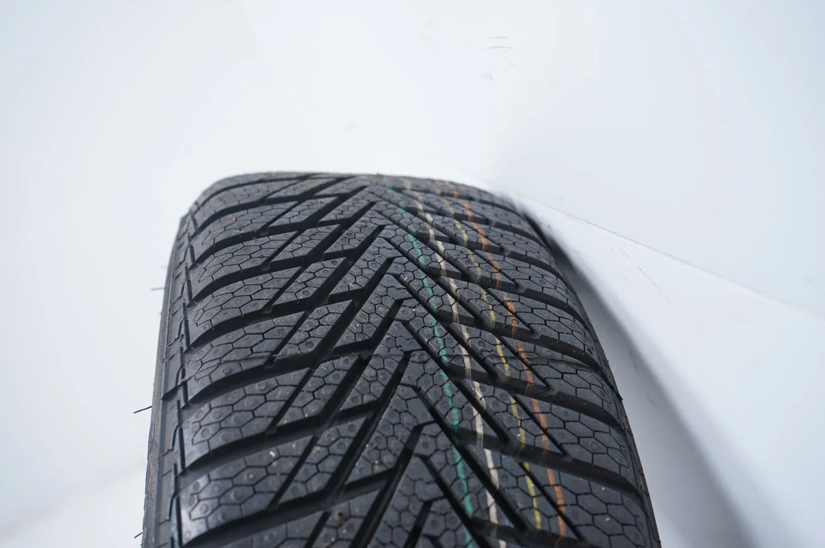 2 x Neu Smart W451 Komplettrad Winterreifen 175 55 15 Zoll Detailansicht 8