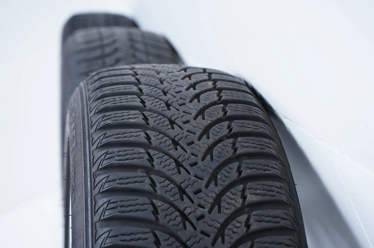 MINI F55 F56 F57 Winter Tires Winter Wheels 195 55 16 inch 494 Detailansicht 18