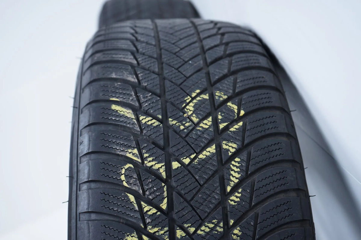 Audi A6 4K C8 winter tires/wheels 225/60 R17 inch 4K0601025 Detailansicht 11