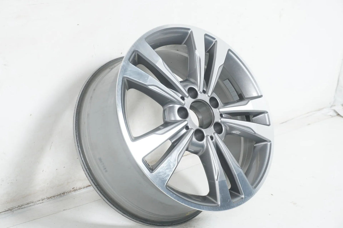 1 x Mercedes třídy E kupé W207 hliníkový disk 17 palců A2074012102 7,5J Detailní zobrazení 3