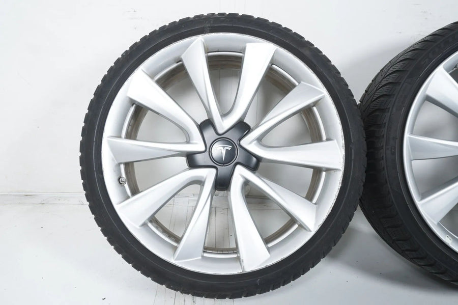 Tesla Model 3 winter wheels 235/35/20 inch with sensors (up to 2020)