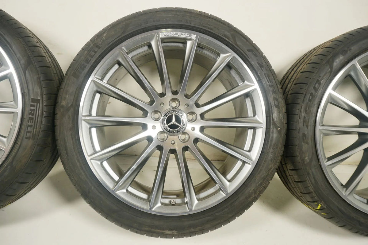 Like New Mercedes S Class W223 V223 AMG Summer Wheels 20 Inch Detail view 4