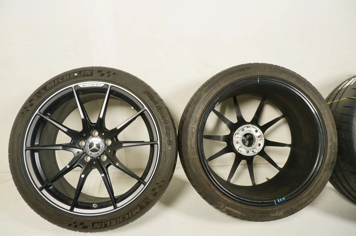 Mercedes GT-R C190 W190 summer tires summer wheels 19/20 inch Detailansicht 19