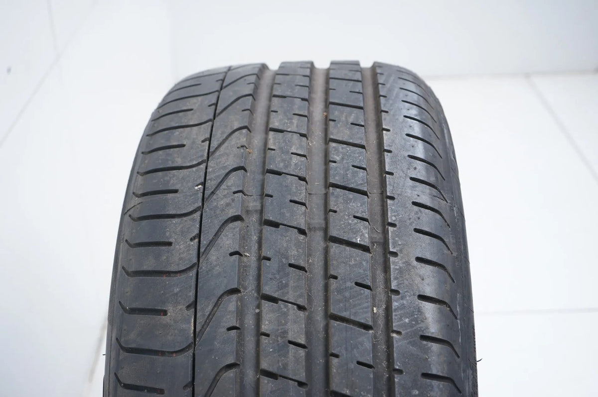 1 pneu été Pirelli 255/40/18 pouces DOT15 MO, profondeur de sculpture d'environ 7 mm Vue détaillée 5
