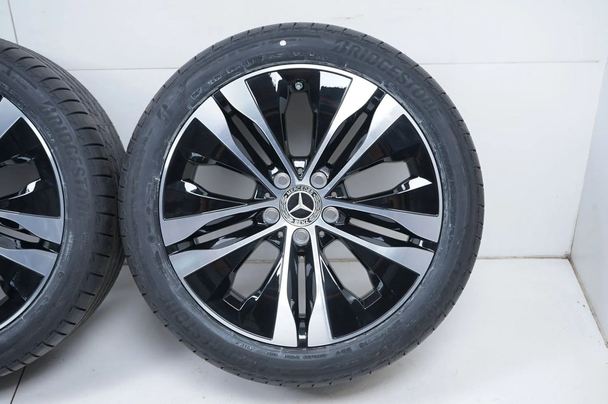 Pneus été neufs pour Mercedes Classe C W206, jantes été 18 pouces Vue détaillée 6