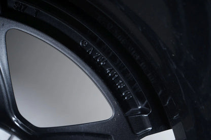 Mercedes C Class W206 summer tires, summer wheels AMG 18 inch