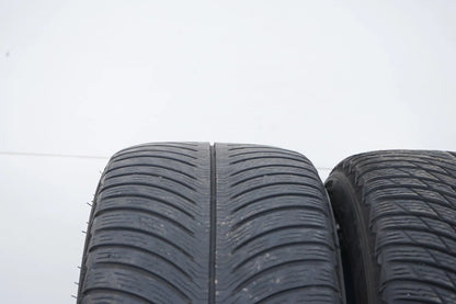 2 x Michelin winter tires 235 45 18 inch DOT22 approx. 3-5 mm MO