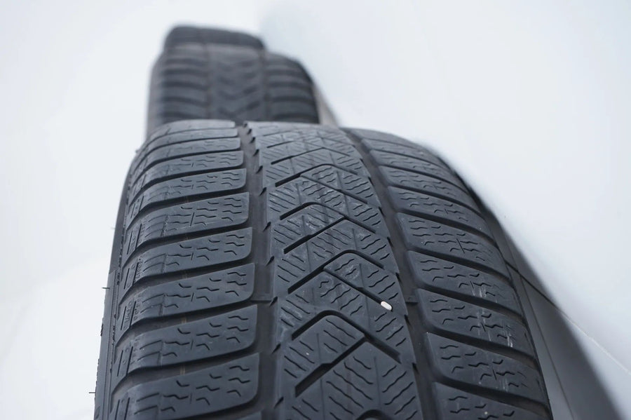 Mercedes C Klasse W206 Winterreifen Winterräder 225 45 18 Zoll