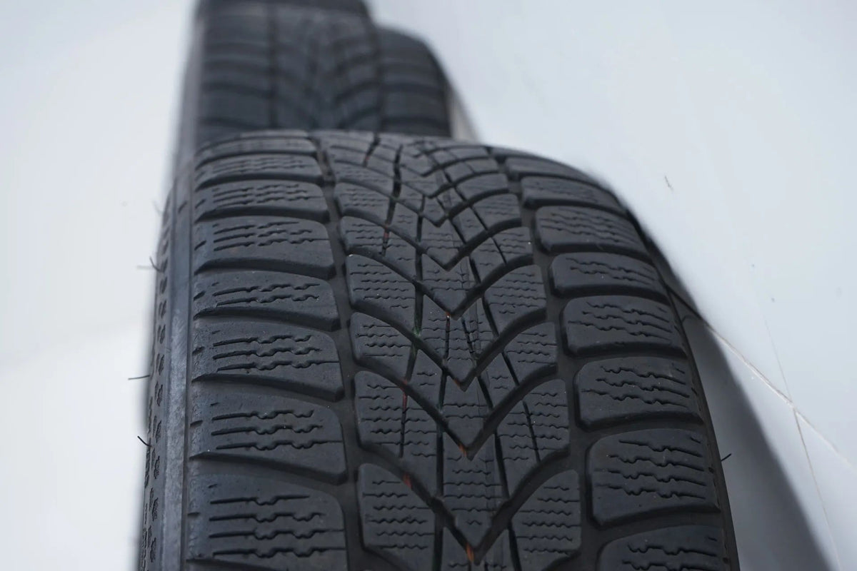MINI F55 F56 F57 Winter Tires Winter Wheels 205 45 17 inch Detailansicht 11
