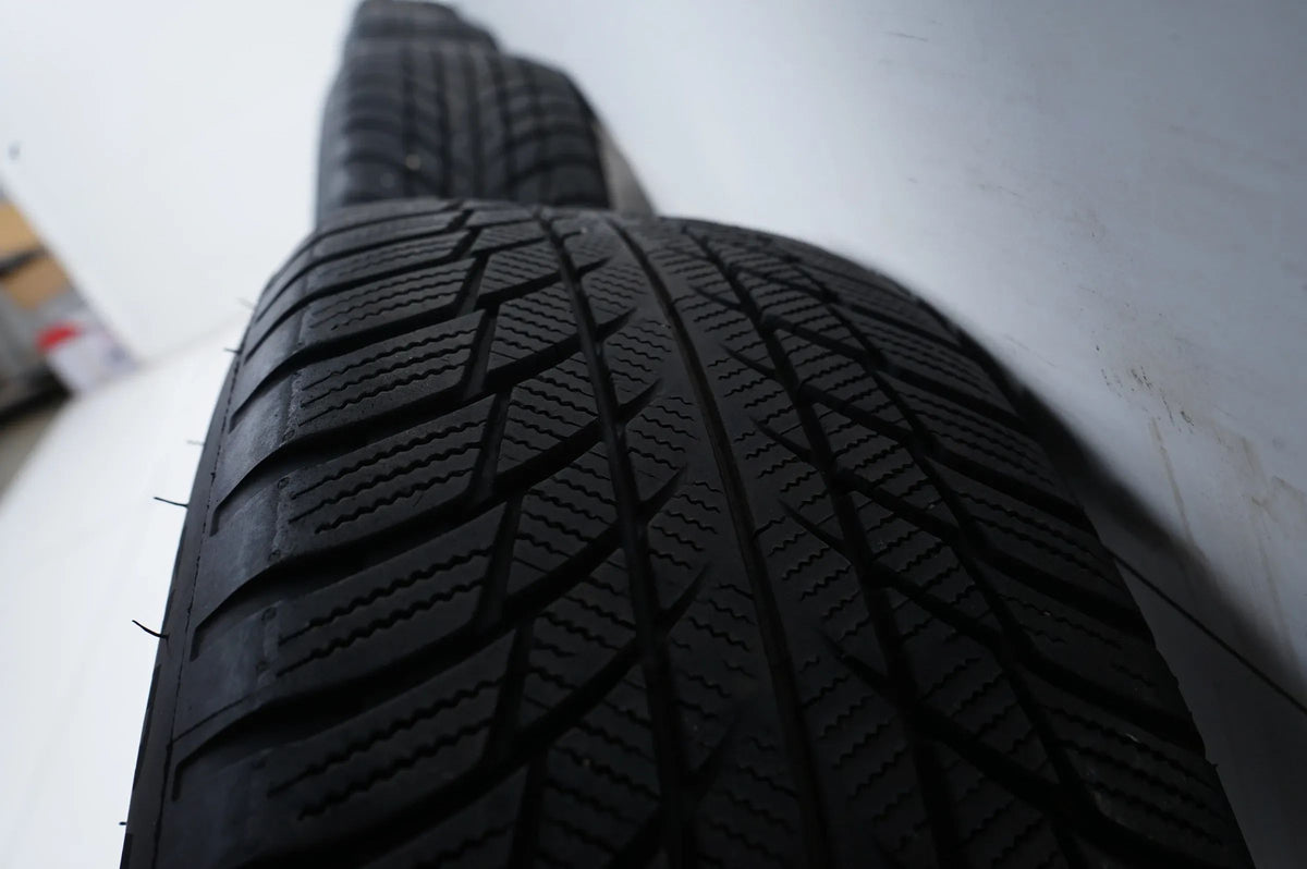 MINI Countryman F60 summer tires, summer wheels 205/65 R16 inch 517 Detailansicht 10