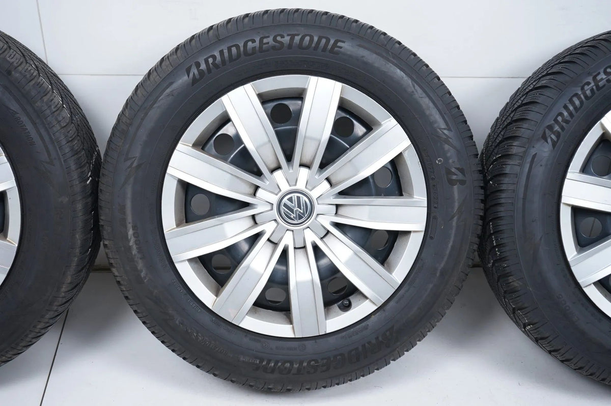 Pneus hiver 215/65/17 pouces pour VW Tiguan, Skoda Kodiaq et Audi Q3. Detailansicht 4