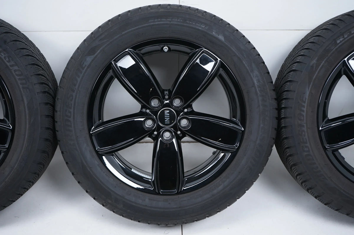 MINI Countryman F60 winter tires/wheels 225/55/17 inch 531 Detailansicht 5