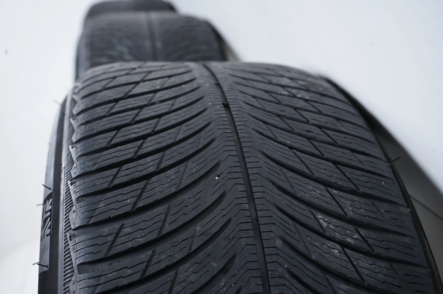 BMW X5 X6 G05 G06 zimní kola zimní pneumatiky 265 50 19 palců