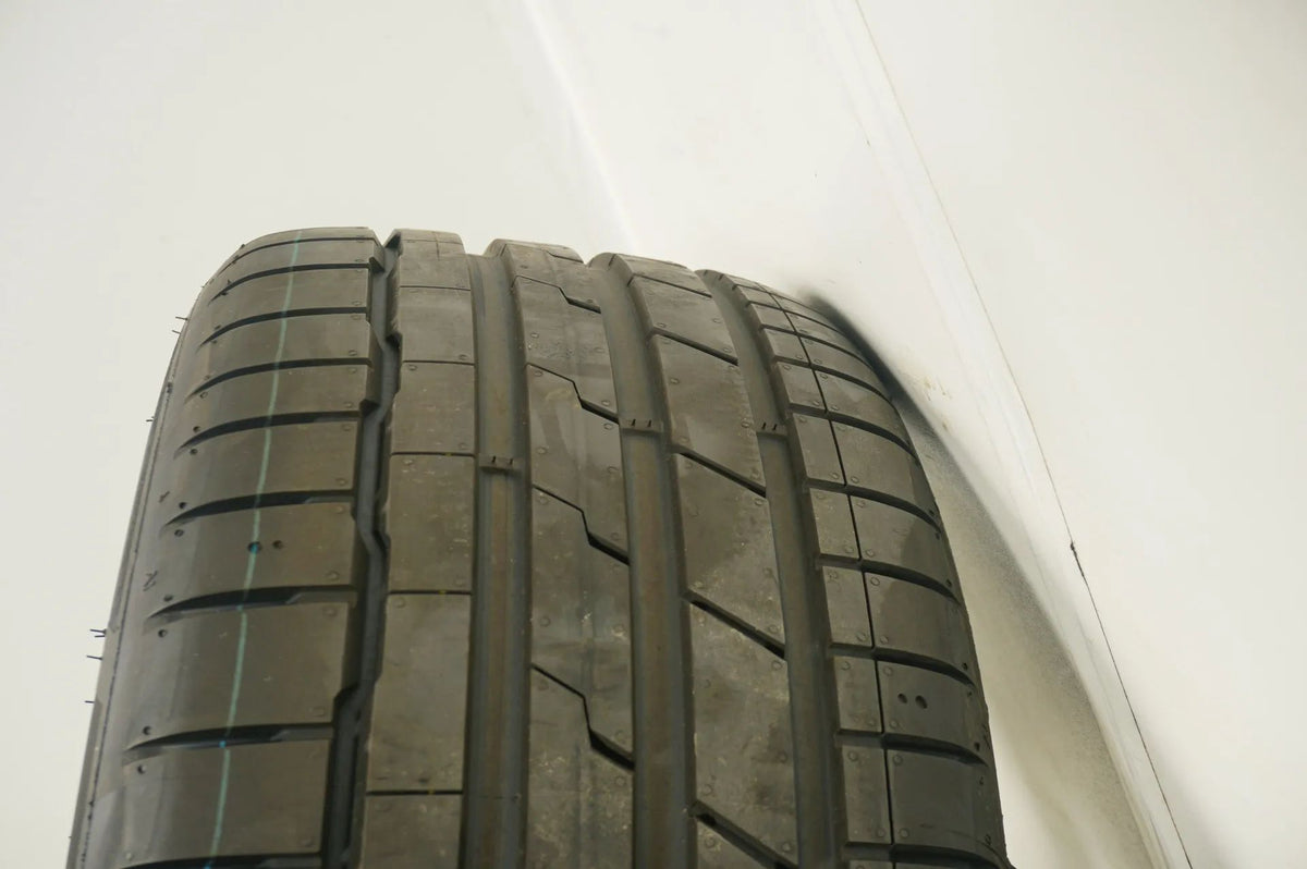 NEW Mercedes S Klass W223 Maybach summer wheels 255 45 19 inches Detailansicht 14