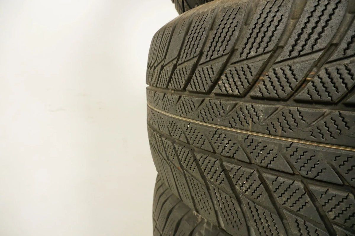 4 x Bridgestone winter tires 245/50 R19 inch DOT18 BMW* approx. 5mm tread depth RFT Detailansicht 6