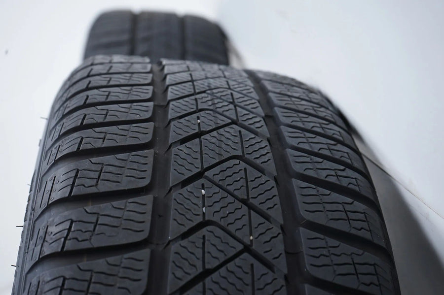 Mercedes C-Class W206 winter tires/wheels 225/45/18 inch