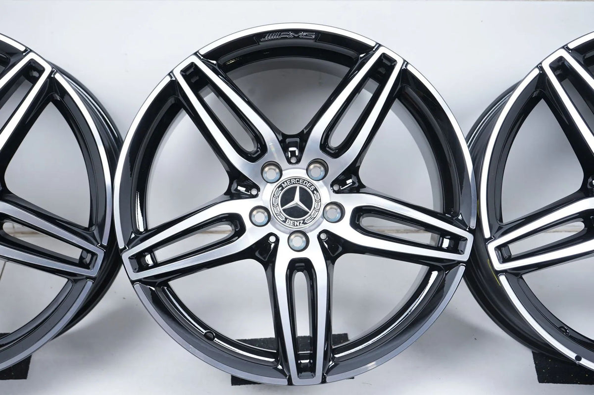 Cerchi in lega Mercedes E43 E53 AMG W213 da 19 pollici A2134013800 2100 Visualizzazione dettagliata 4